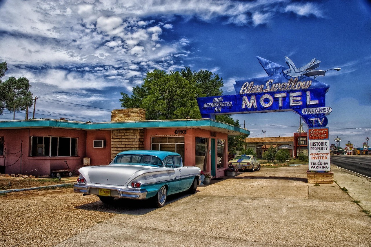 The Motel With No Wi-Fi and the Best Night of Sleep I've Had in Years